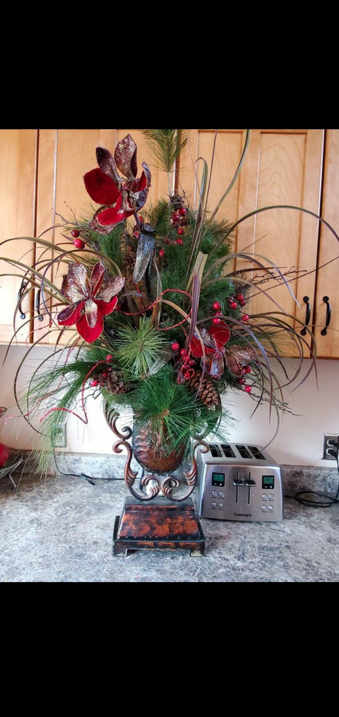 CHRISTMAS Artificial Flowers in Vase
