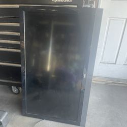 Vizio 40 X 26 Tv In Good Condition 
