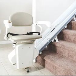 Stair Lift 350lbs Capacity Like New 2 Years Old. $6000 Retail MSRP asking $1000 With free Local Delivery  If the ad is still up, it’s still available 