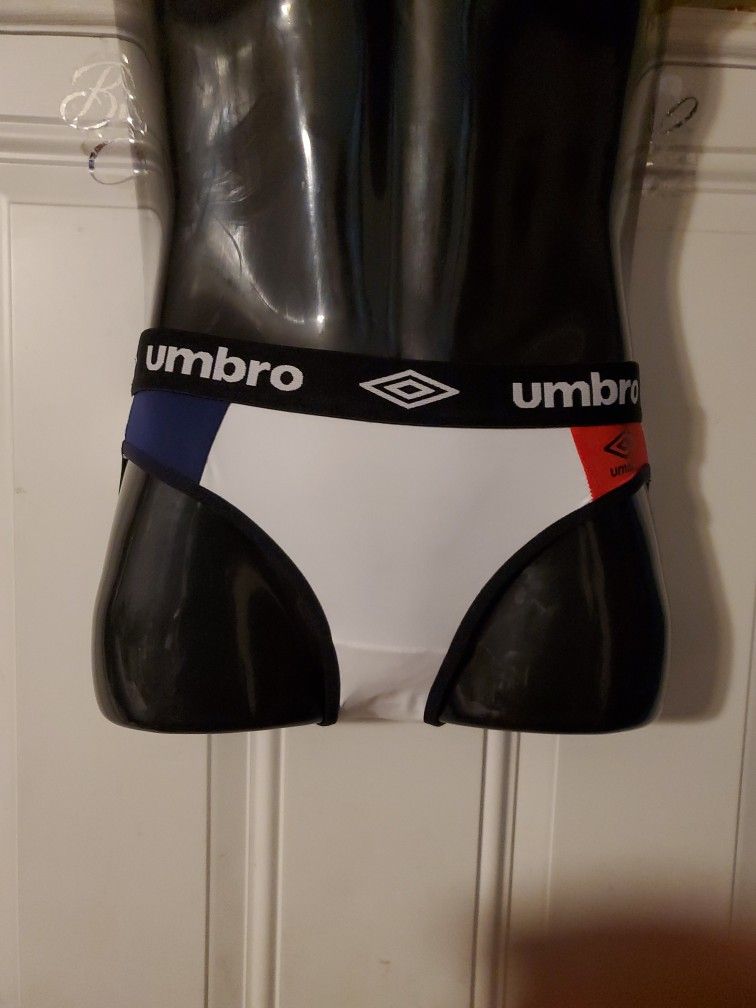 Umbro Men Cheeky Fit Briefs