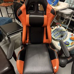 Gaming Chairs 