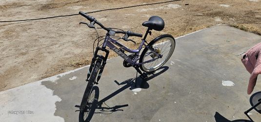 Huffy, FEMALE, 10 SPEED BIKE