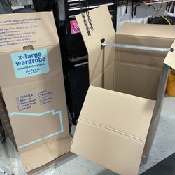 2 Moving Boxes 