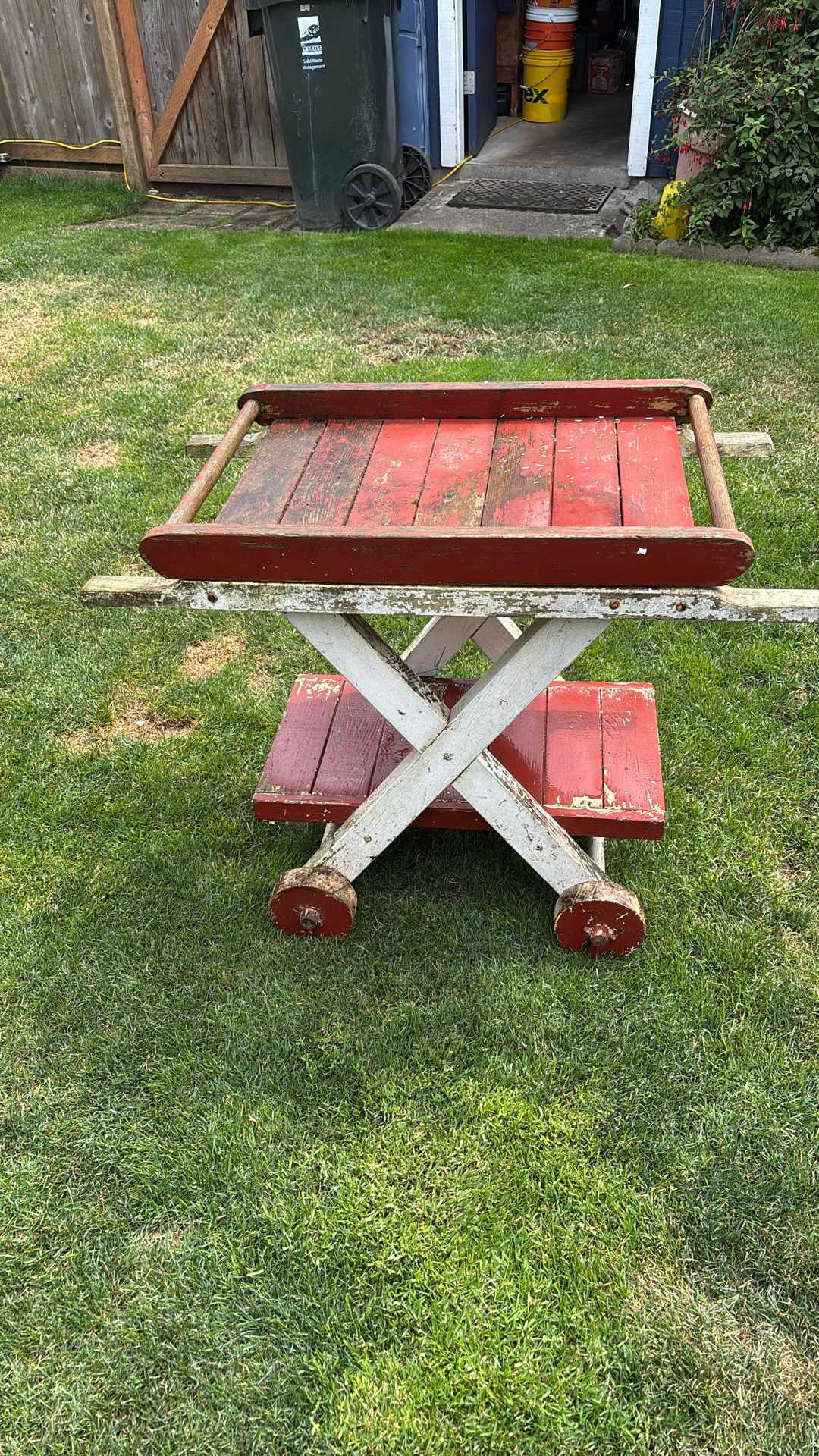 Garden Cart With Removable Tray