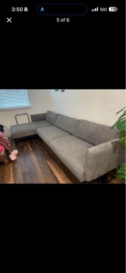 Sectional couch