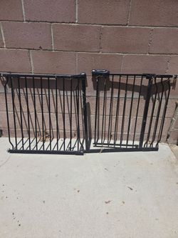 Black child safety gate