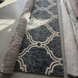 7x10  Area - excellent condition