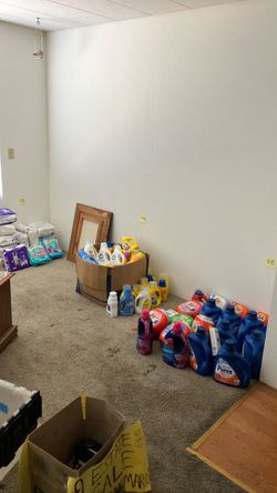 Garage sale Hemet multi family household