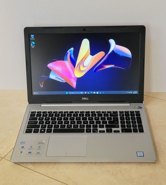 Dell Inspiron 5000 Series Laptop, 15.6" FHD, Intel Core i7,256 GB SSD ,HDMI, Windows 11 - Like New - Fast
