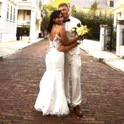 Wedding dress 