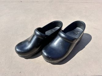 DANSKO Professional Clogs Size 37