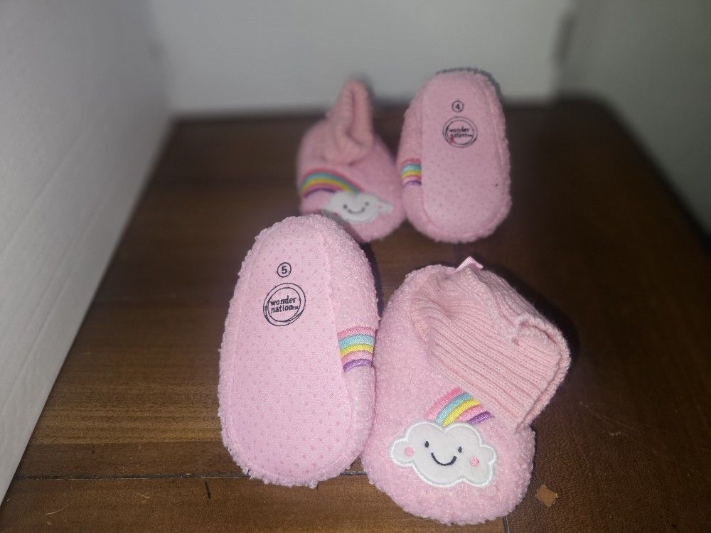 Wonder Nation Slippers for toddler - Rainbow Pink,