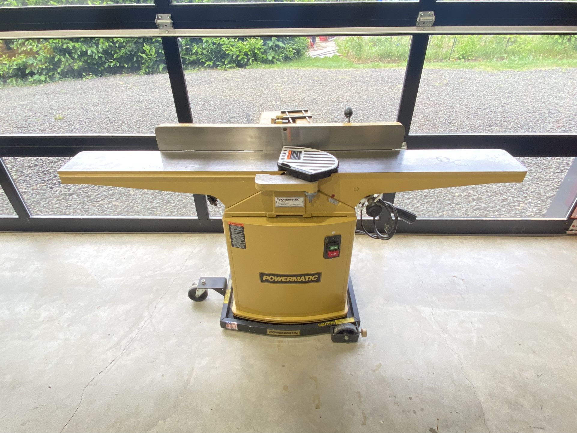 Powermatic 6” Jointer With Mobile Base for Sale in Port Orchard, WA