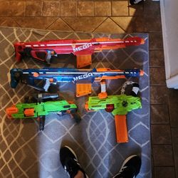 4 Nerf Guns
