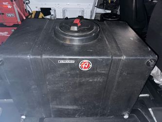 100 Gal. Water Tank