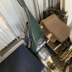 Bissell Vacuum Carpet Powersteamer