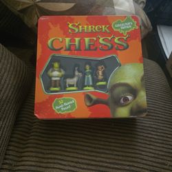 Shrek Chess Set Collector's Edition 