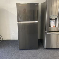 Samsung Refrigerator With Top Freezer