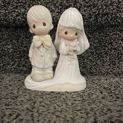 Precious Moments Bride & Groom