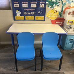 Preschool Table & 4 Chairs 