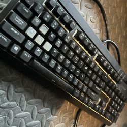 Corsair K70 RGB Cherry Switches Mechanical Keyboard 