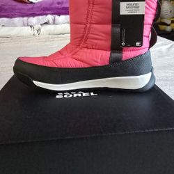 Sorel Pink Size 7 Youth 8 Women 2pcs AVAILABLE 