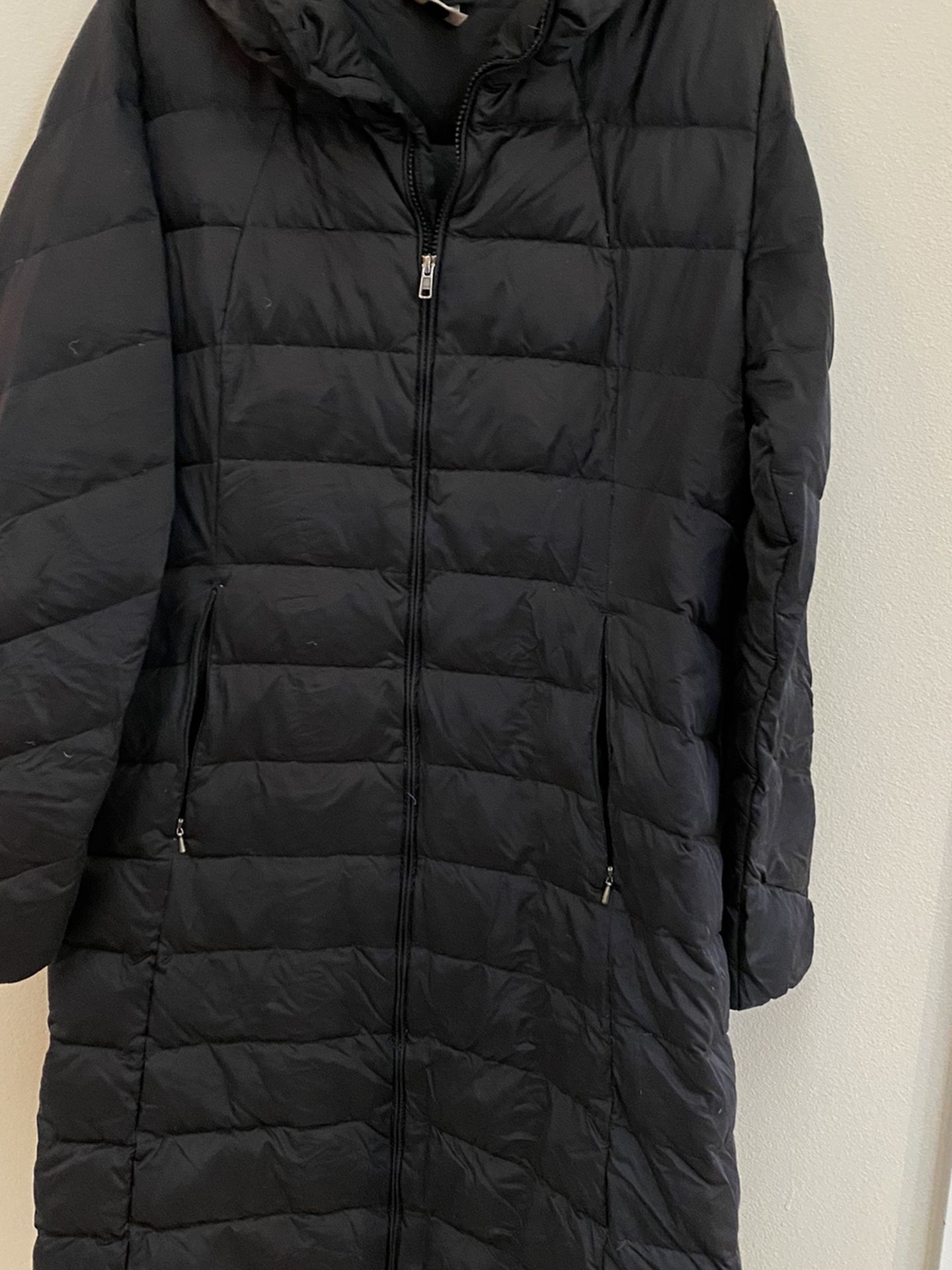 Patagonia Women’s Lightweight Long Puffer Jacket, Size XL