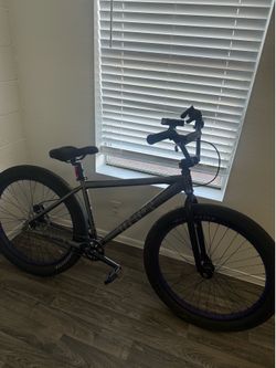 THE Goon xL concrete grape Throne Bicycles
