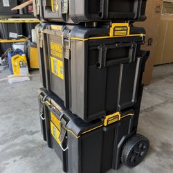 Dewalt tool box set