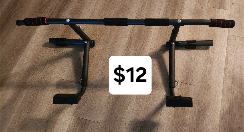 Pull Up Bar