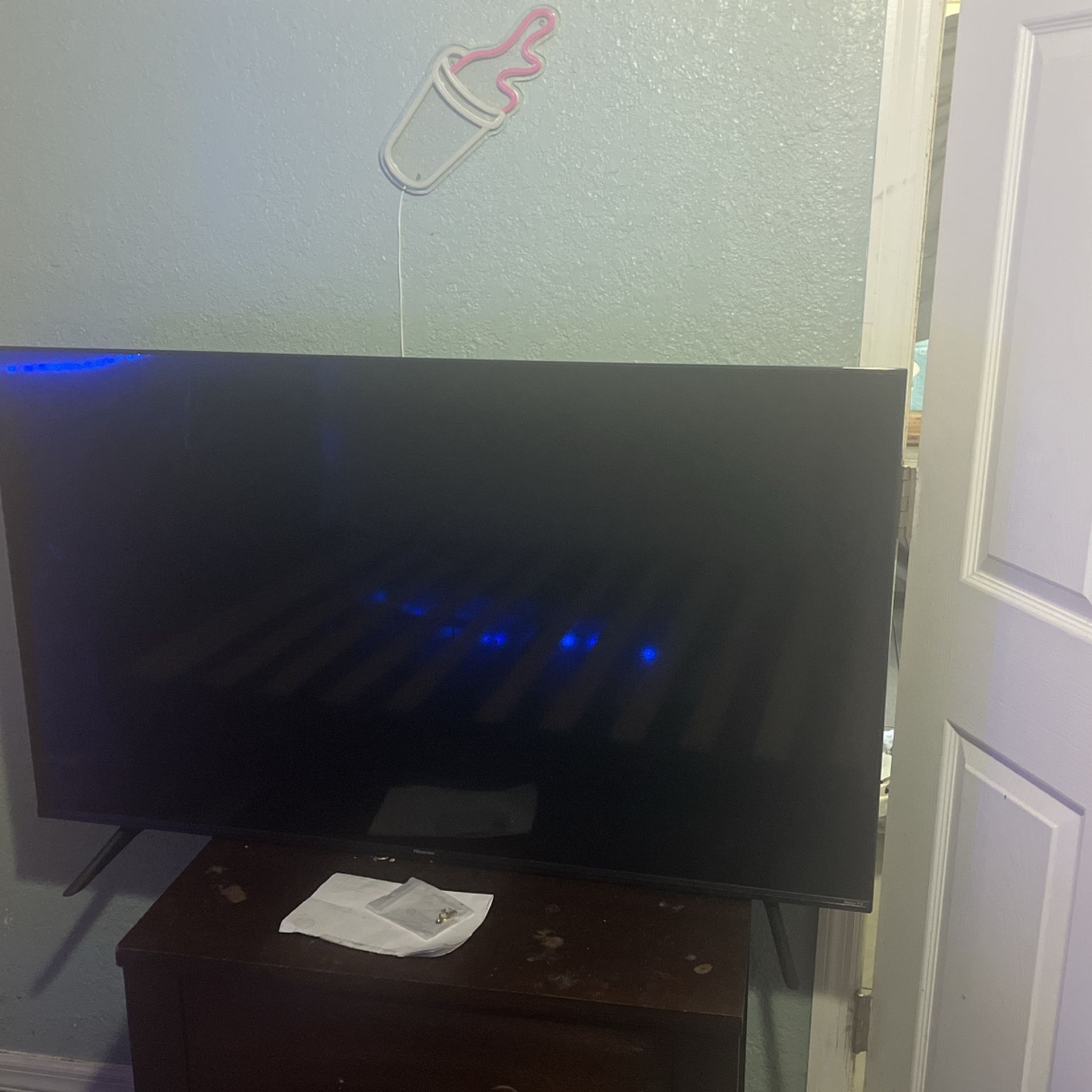 ROKU TV