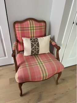 Classic French Provincial Accent Chair – Solid Wood & Upholstered