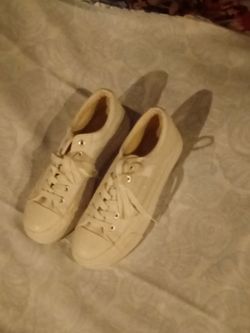 White Low-Top Canvas Sneakers