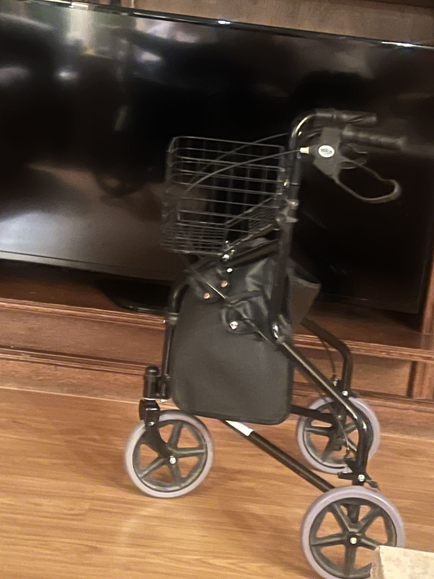 mobility aid  three wheels