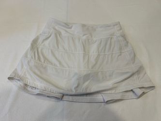 Women’s Lululemon skort small