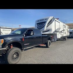 Toy Hauler 2021 Forest River Rogue Vengeance 351  45ft 5th Wheel Trailer 