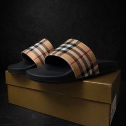 Brand New Burberry Sandals $100