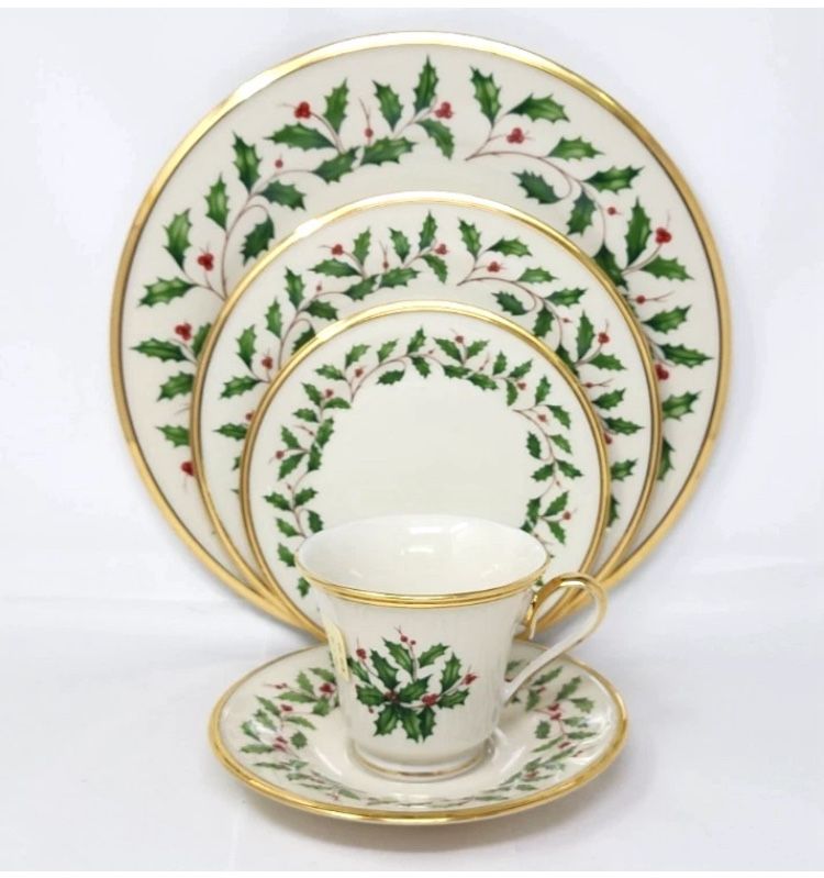 Lenox USA Fine China HOLIDAY  Dimension 5 Piece Place Setting