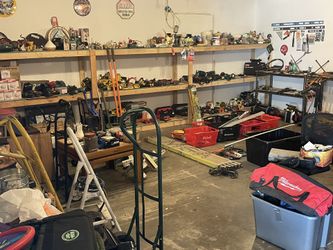 tools and other things everything seen in the pictures don't ask if it is available