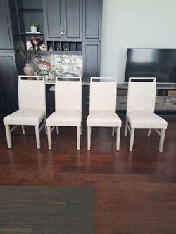 4 Dining chairs
