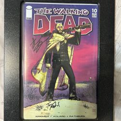 The Walking Dead #10 Signed 