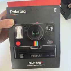 Polaroid One Step +