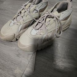 Reebok Cardi B Colab Size 9