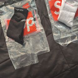supreme socks
