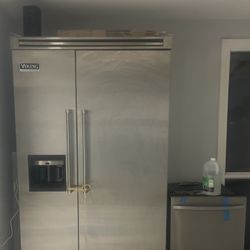 Fridge - Viking Professional & Dishwasher- Samsung 