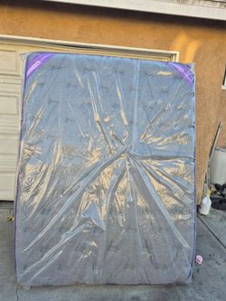 NEW QUEEN EURO PILLOW TOP MATTRESS