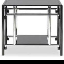 2 End Tables 