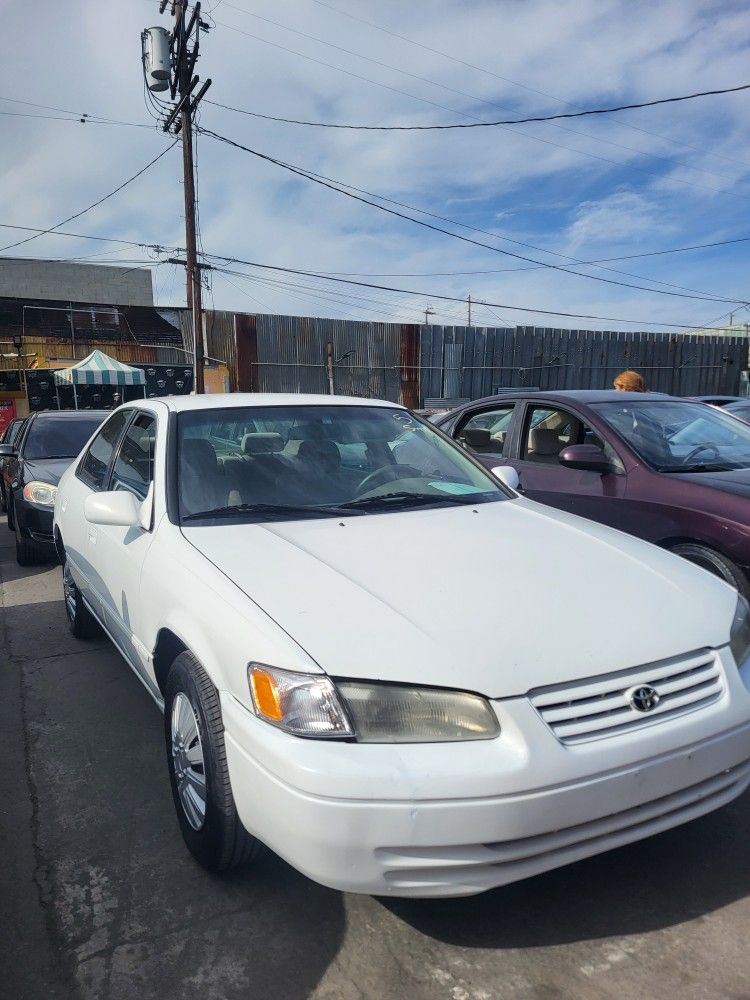 2001 Toyota Camry