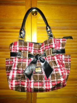 large beautiful coach handbag/pocketbook
