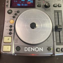 DENON CDJ DN-S1000...